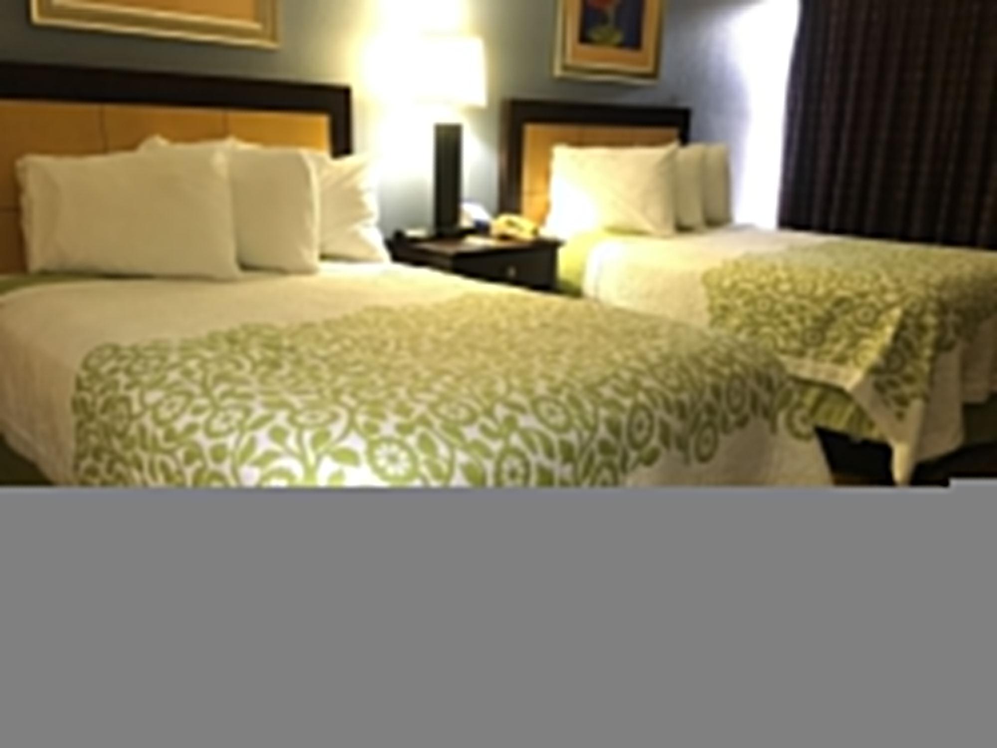 Days Inn & Suites By Wyndham Tampa - Ybor City Esterno foto