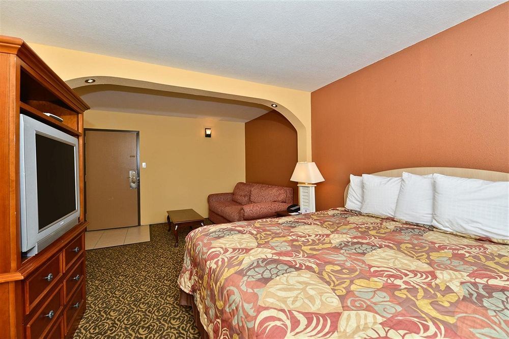 Days Inn & Suites By Wyndham Tampa - Ybor City Camera foto